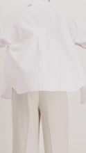 Load and play video in Gallery viewer, Noshirt Short Sleeve - Lite